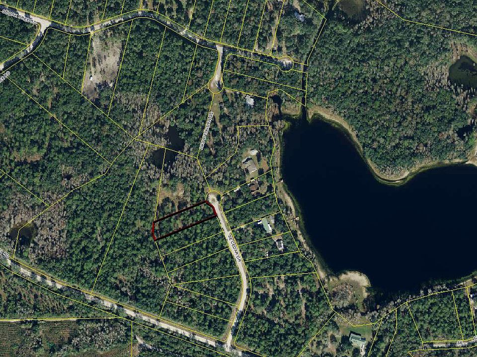 1st image of 295 SE Cedar Dr
