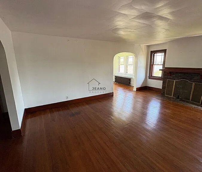 1146 S 21st St #3 — Photo 3