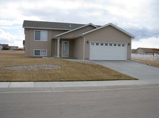 251 Freude Ln, Box Elder, SD 57719