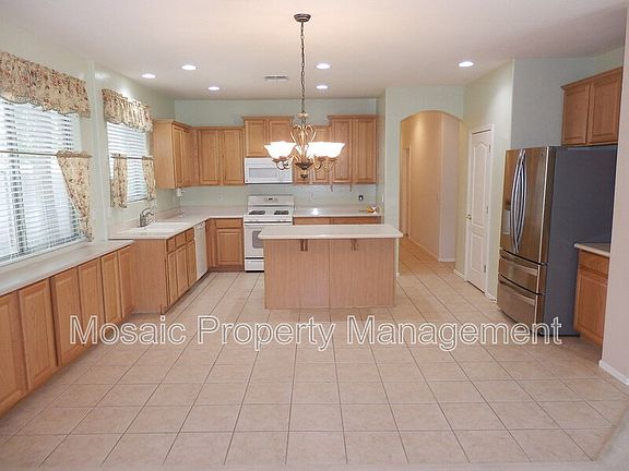 2nd image of 18420 E Oak Hill Ln