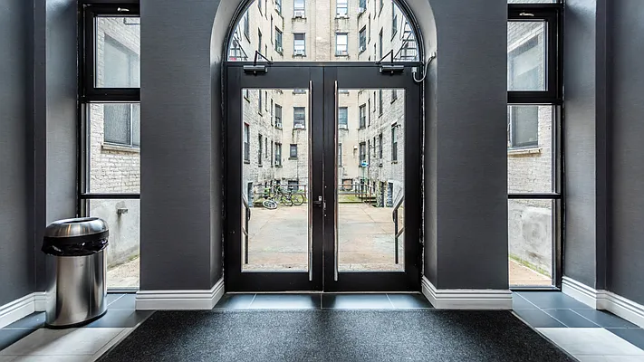 Rented by Nooklyn NYC LLC | media 4