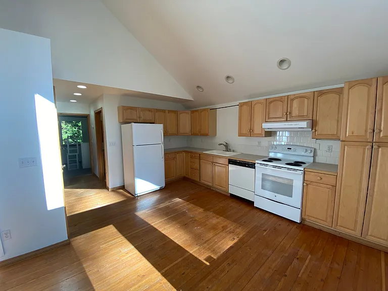 21601 Miller Bay Rd NE — Photo 7