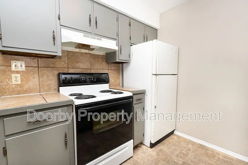 Building Photo - 3233 Conner St #3235