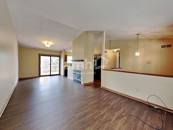 5th image of 2759 Beal Dr