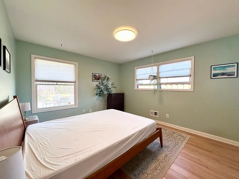 Lovely Duplex NE Portland - 2 bed, 1 bath w/Garage! — Photo 14