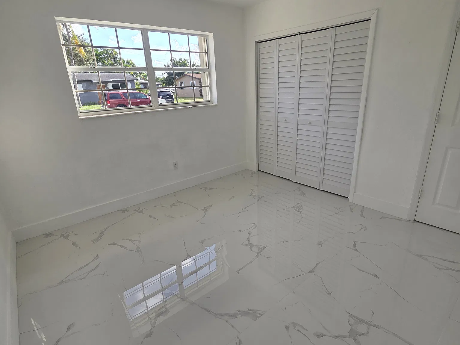 2 bed, 1350 sqft, $3,000 — Photo 2