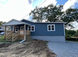 16221 John Ave, East Liverpool, OH 43920