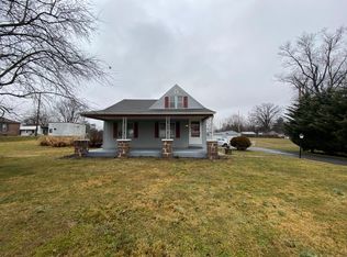 901 Newville Rd, Carlisle, PA 17013