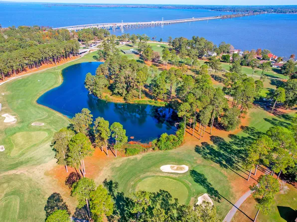 211 Cooper Dr, Santee, SC 29142