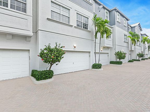 4th image of 290 NE 5th Avenue #7
