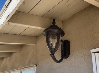 912 E Navajo St, Barstow, CA 92311