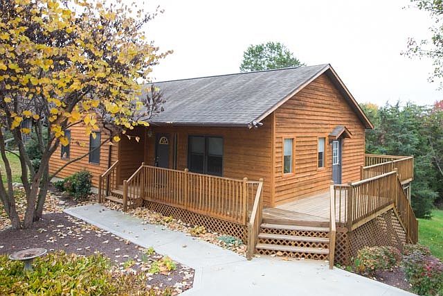 1st image of 3118 Lanier Ln