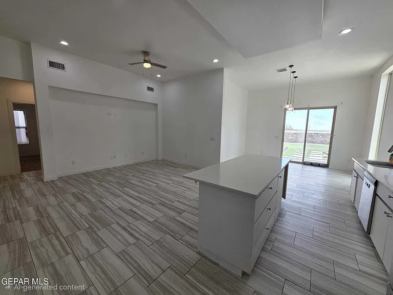 14816 John McNeely Ave — Photo 7