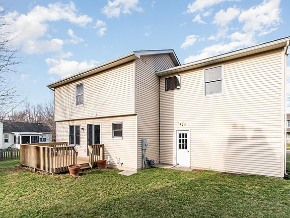 2nd image of 1560 Archwood Dr