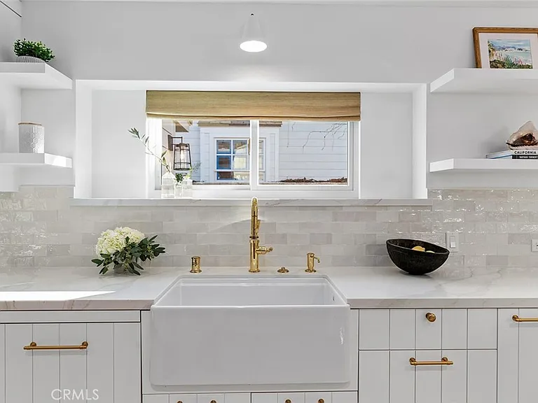 153 Emerald Bay — Photo 7