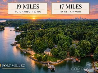 2161 Windy Oaks Rd, Fort Mill, SC 29708