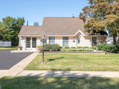 7 Canal Rd, Levittown, PA, 19057