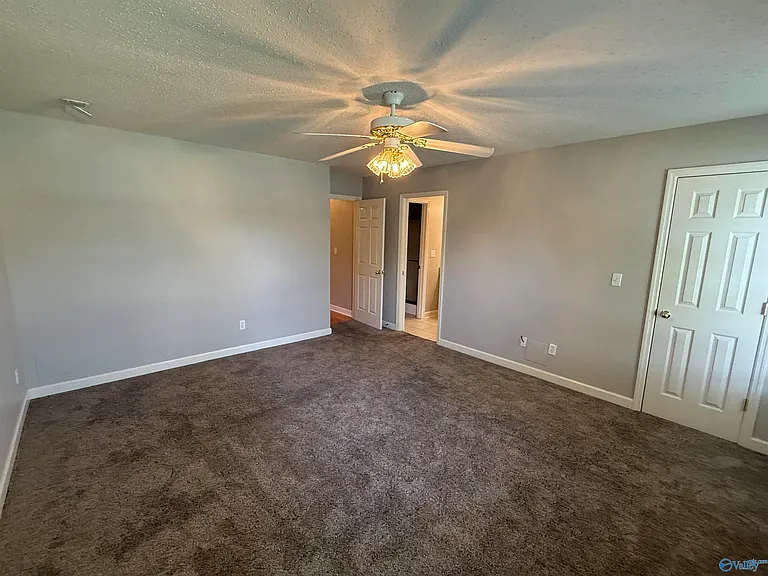 5308 Frankford Dr SE — Photo 8