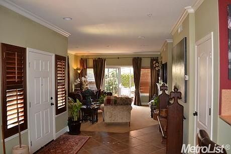 5th image of 3301 N Park Dr Unit 3016