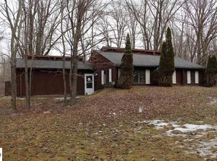 997 S Genuine Rd, Mt Pleasant, MI 48858