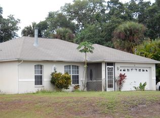 717 Rue Labeau Cir, Fort Myers, FL 33913