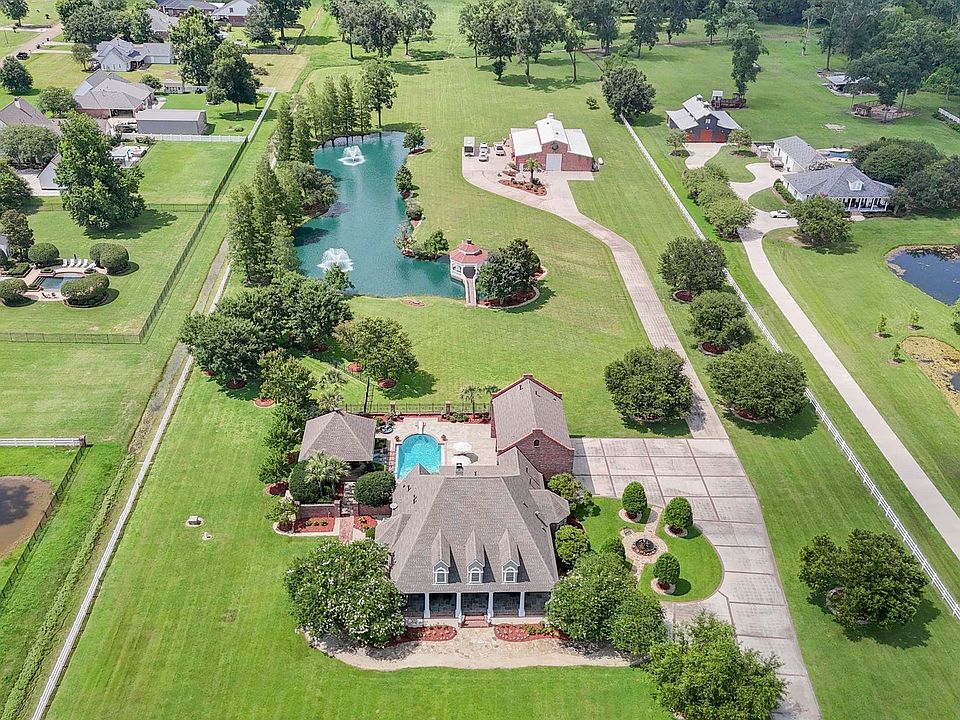1st image of 40322 Loosemoore Rd