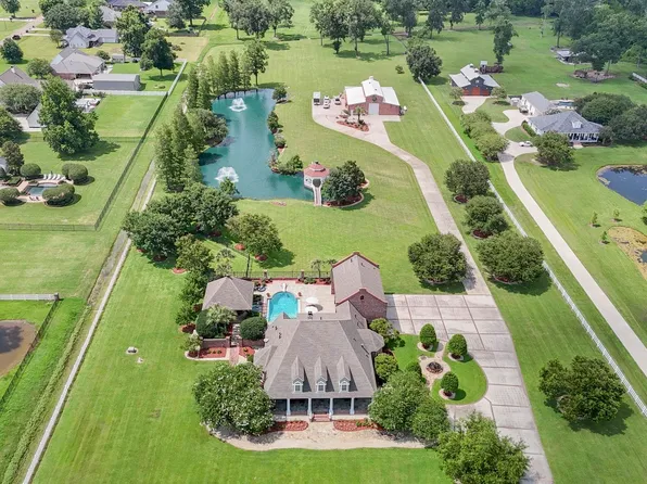 40322 Loosemoore Rd, Gonzales, LA 70737