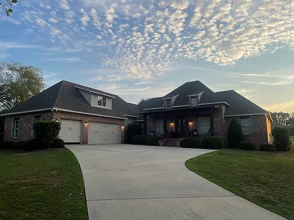 72 Bridgewater Dr, Hattiesburg, MS 39402