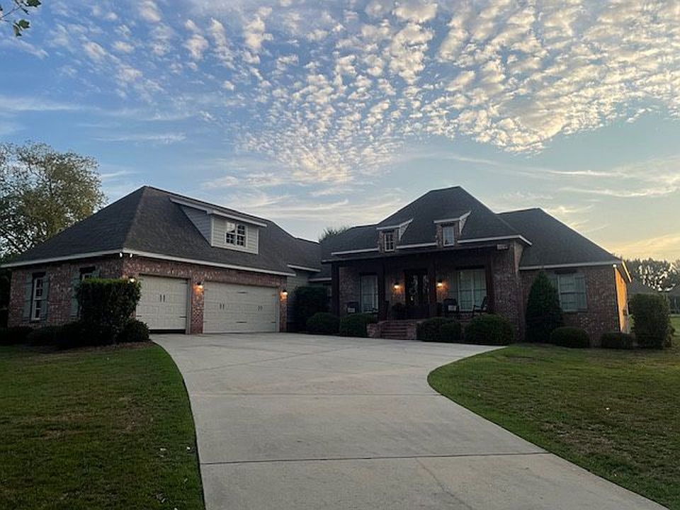 72 Bridgewater Dr - Property Image