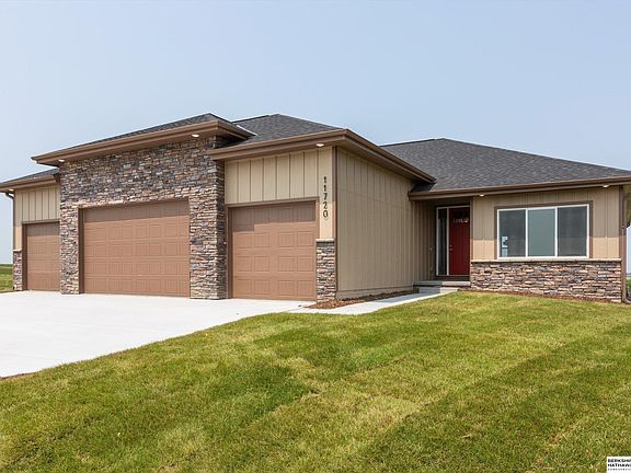 3rd image of 11720 Portage Dr