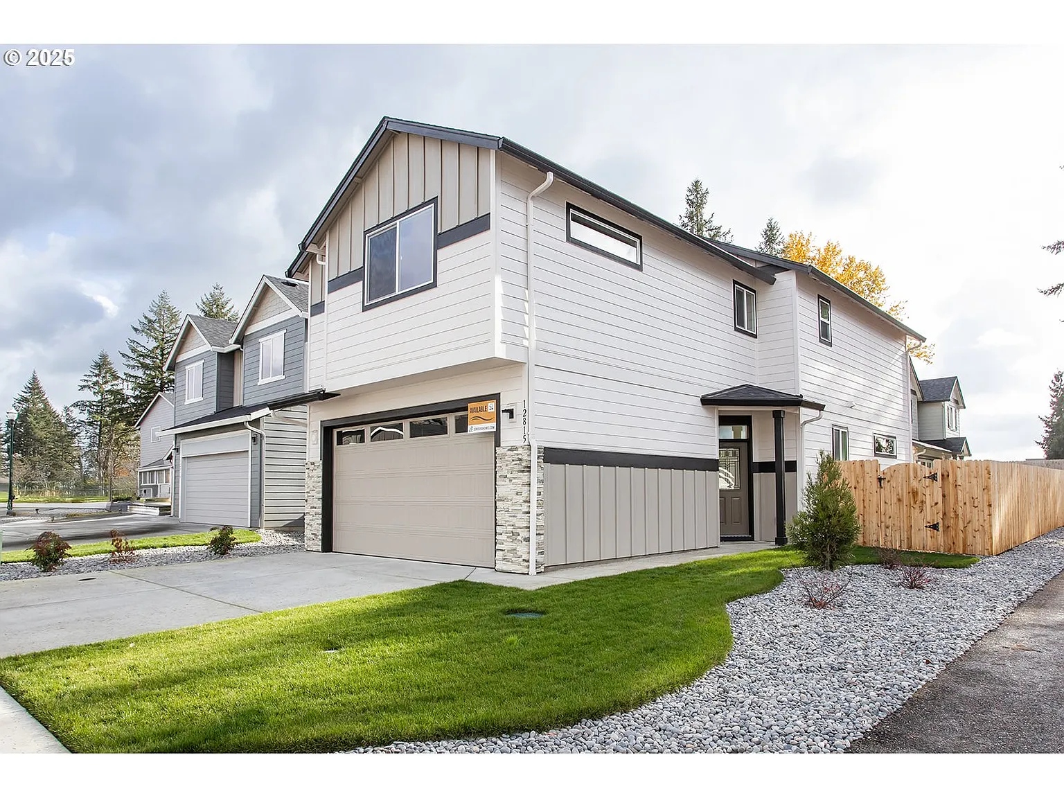 12815 NE 109th St photo 1