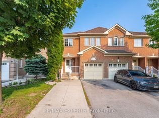 82 Twin Pines Cres N, Brampton, ON L7A 1M8