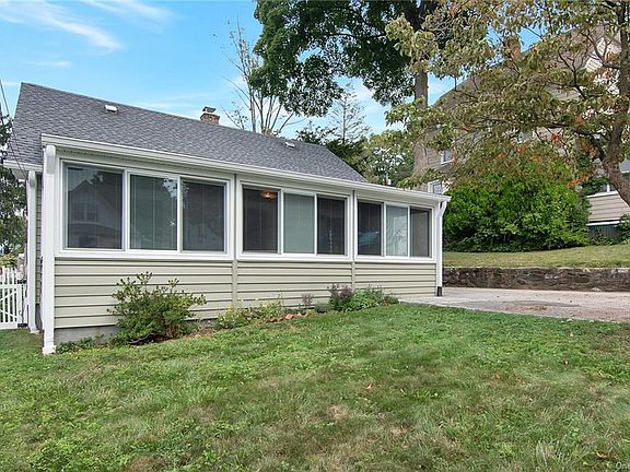 2nd image of 61 Grant Pl