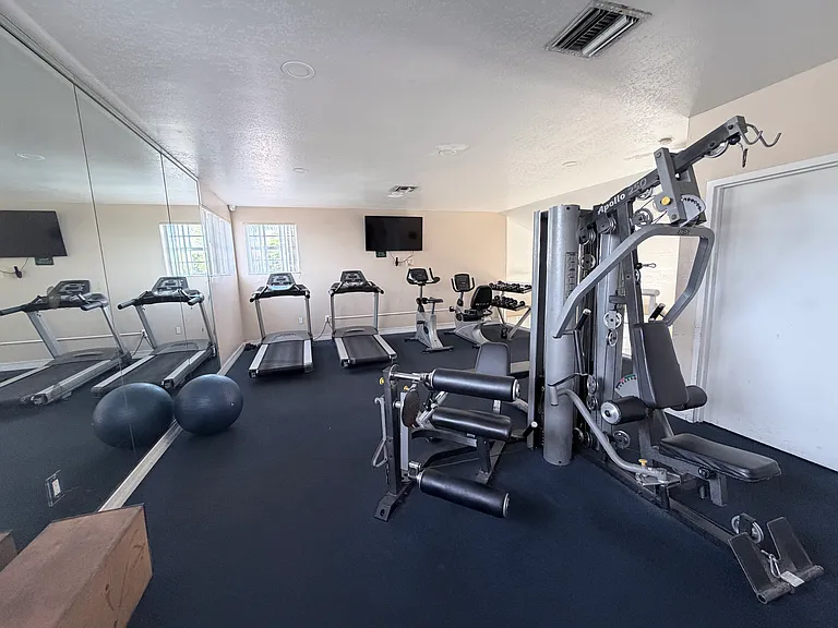 9725 Fontainebleau Blvd #A207 — Photo 20