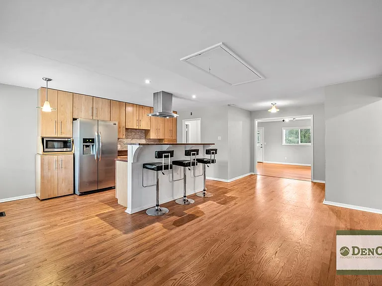2942 S Cherry Way — Photo 4