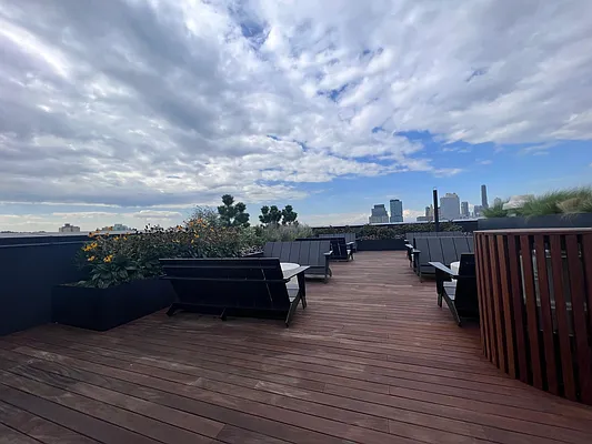 Rented by MLB ESTATES LLC | media 28