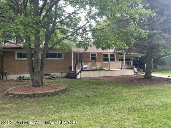 5752 Bayonne Ave, Haslett, MI 48840