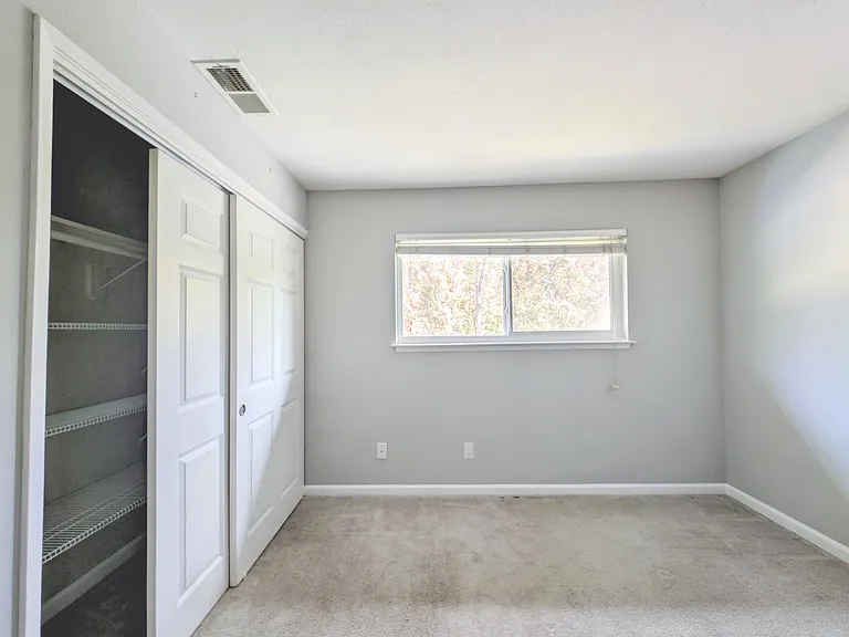 4759 Saginaw Cir — Photo 10
