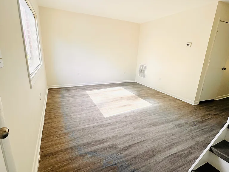 Bailey Crossing Townhomes — Photo 2