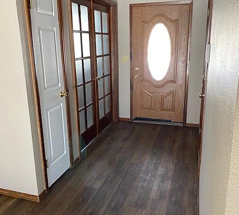 2nd image of 4512 E 107th Pl