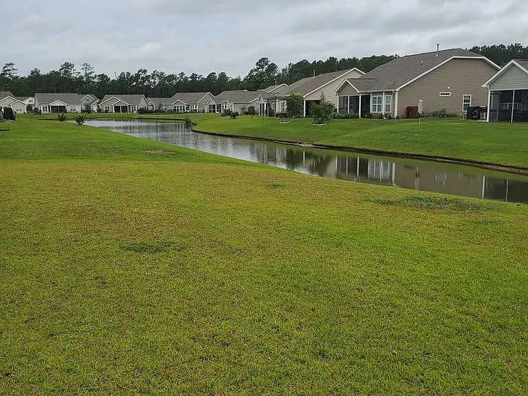 504 Cedar Lakes Dr — Photo 27