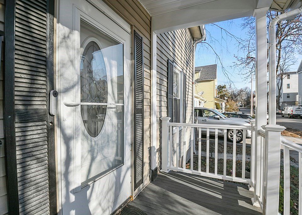 52 Birch St, Worcester, MA 01603 Zillow