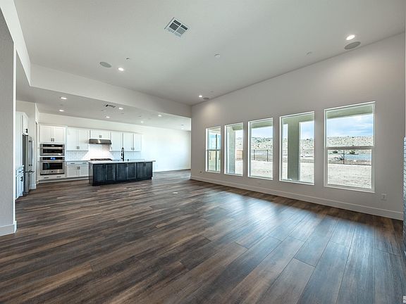 3rd image of 2235 Kinglet Dr Homesite 23
