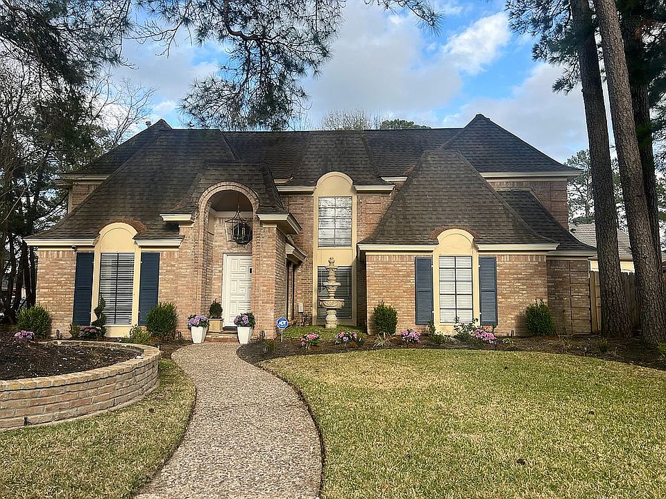 2nd image of 15418 Misty Hollow Dr