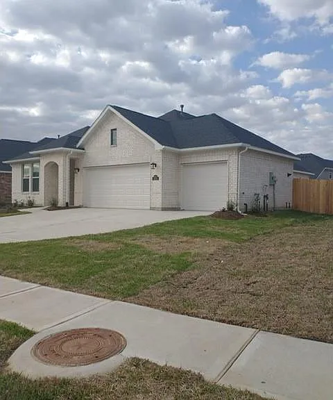 8034 Royal Palm Dr — Photo 4
