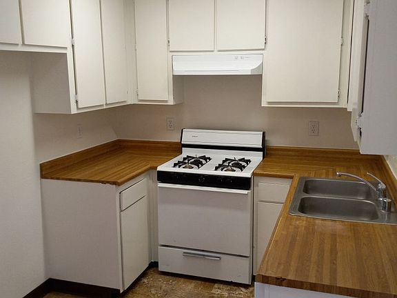 4th image of 3596 Ricardo Ave