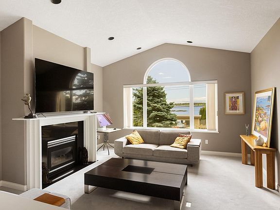 5th image of 2980 Sea View Rd