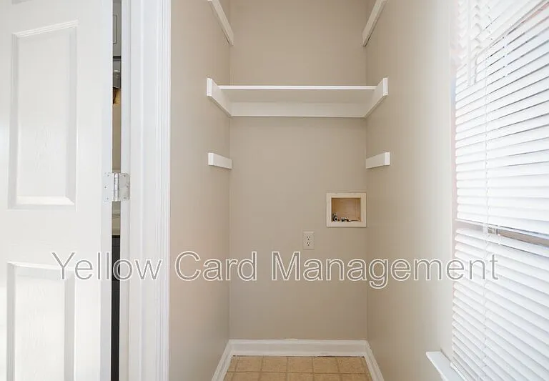 82 Crosby Dr — Photo 11