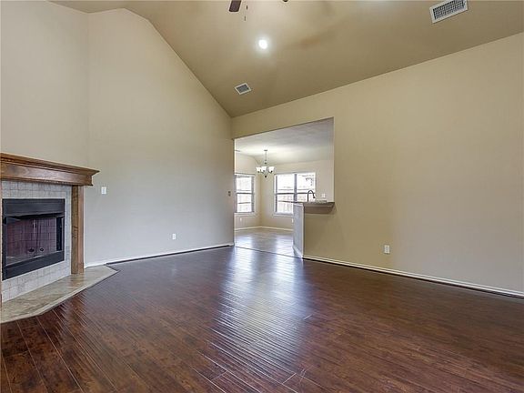 4th image of 9216 Parkview Cir