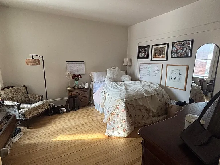 444 Gladstone Ave — Photo 7